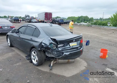 2015 BMW 328I xDrive z USA, uszkodzony, nr VIN WBA3B3C59FF546640